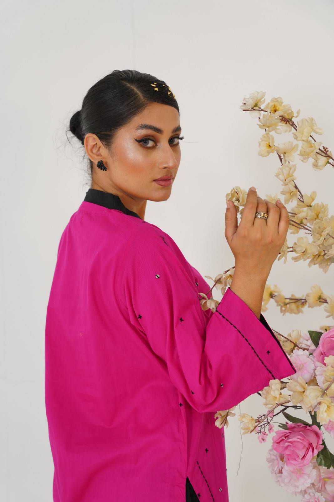 Fuchsia noir  2pc kurti with farshi shalwar
