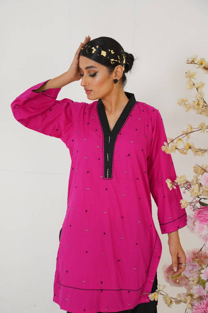 Fuchsia noir  2pc kurti with farshi shalwar